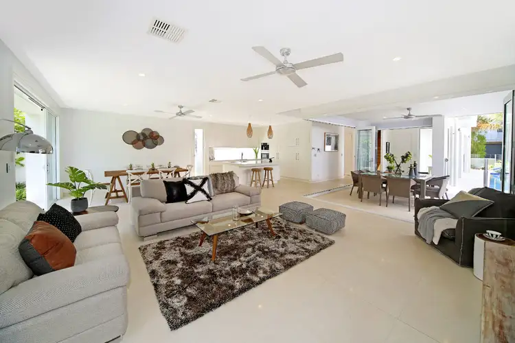 4 Palm Beach Avenue, Yaroomba QLD 4573