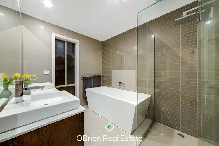 Sixth view of Homely house listing, 3 Rosehill Court, Narre Warren North VIC 3804