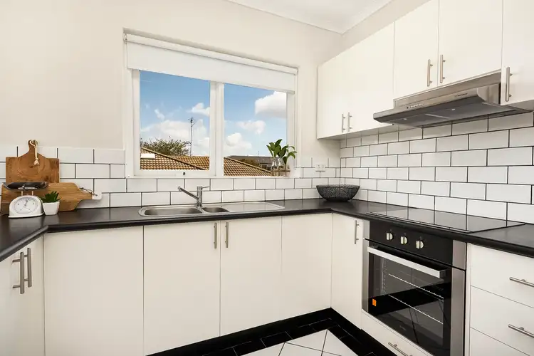 Fourth view of Homely unit listing, 8/129 The Parade, Ascot Vale VIC 3032