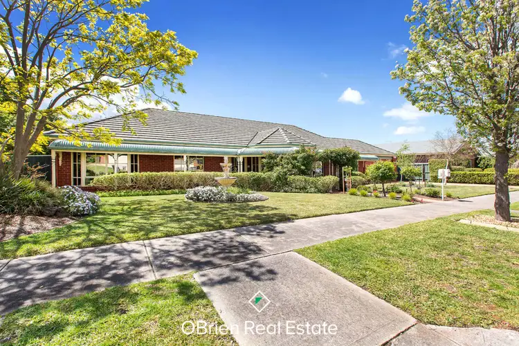 12 Lillias Crescent, Narre Warren South VIC 3805