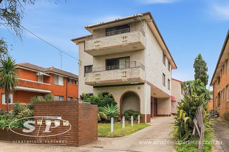 2/31 Park Street, Campsie NSW 2194