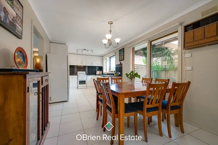 Sixth view of Homely house listing, 3 Glenwood Court, Cranbourne VIC 3977
