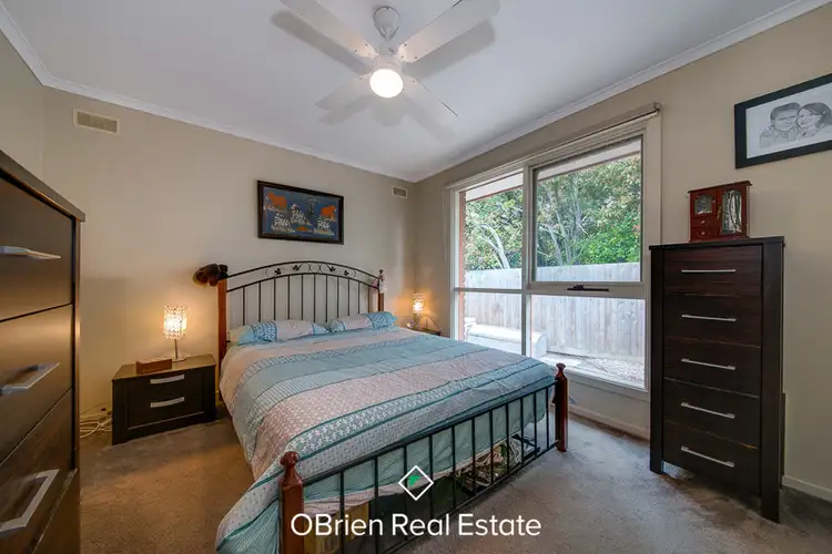 Seventh view of Homely house listing, 3 Glenwood Court, Cranbourne VIC 3977