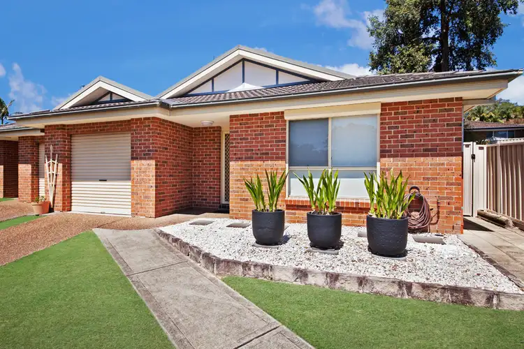 2/15 Sandpiper Place, Green Point NSW 2251