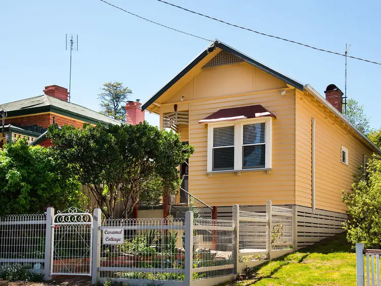 88 Hargraves Street, Castlemaine VIC 3450