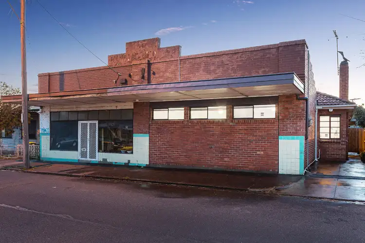 12 Williamstown Road, Kingsville VIC 3012
