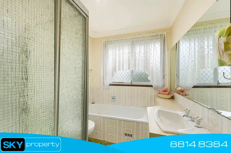 Fifth view of Homely house listing, 2 Rosella Grove, Bidwill NSW 2770