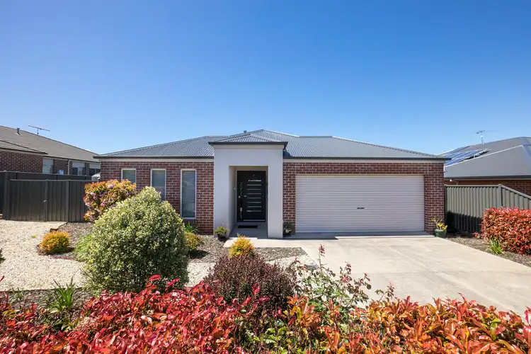 14 Hogan Road, Ballan VIC 3342