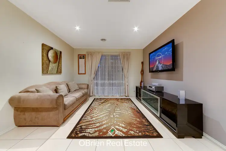 Fourth view of Homely house listing, 27 Breamlea Way, Cranbourne West VIC 3977