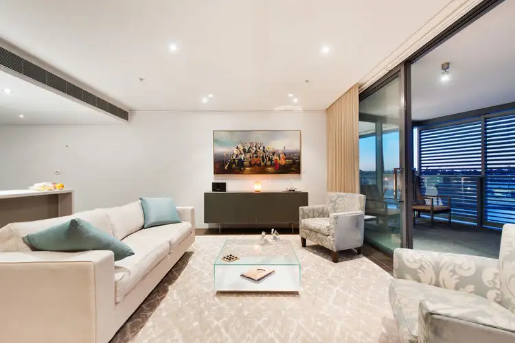 Third view of Homely apartment listing, 6D/2 Bowman Street, Pyrmont NSW 2009