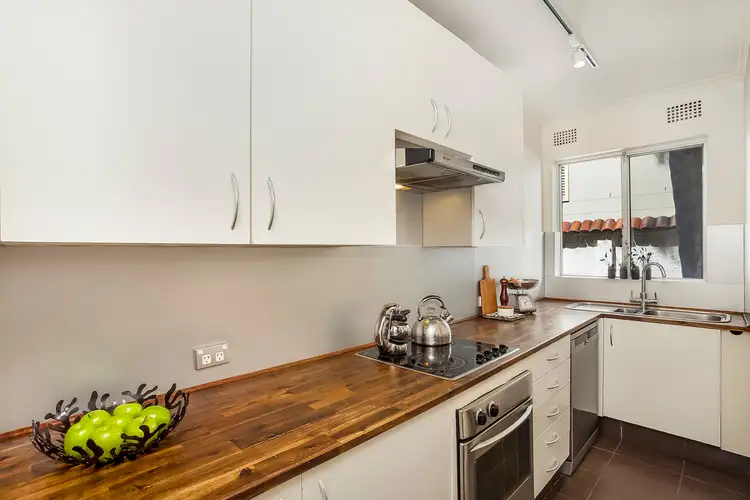 Third view of Homely apartment listing, 2/87 Birkley Road, Manly NSW 2095