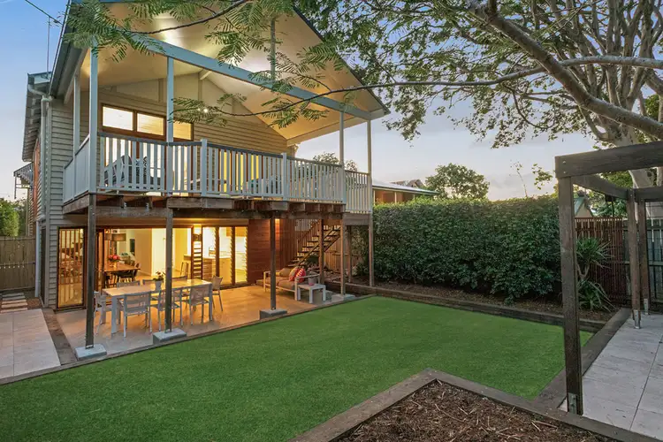 30 Lydia Street, Wooloowin QLD 4030