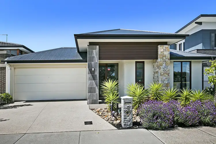 5 Fortuna Crescent, Cranbourne West VIC 3977