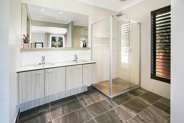 Third view of Homely house listing, 5 Fortuna Crescent, Cranbourne West VIC 3977