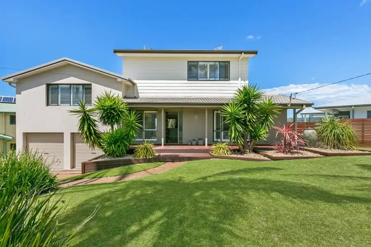 Second view of Homely house listing, 20 Circulo Drive, Copacabana NSW 2251