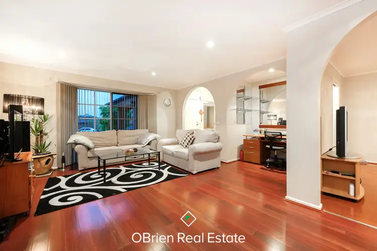 Second view of Homely house listing, 6 Redman Close, Narre Warren VIC 3805