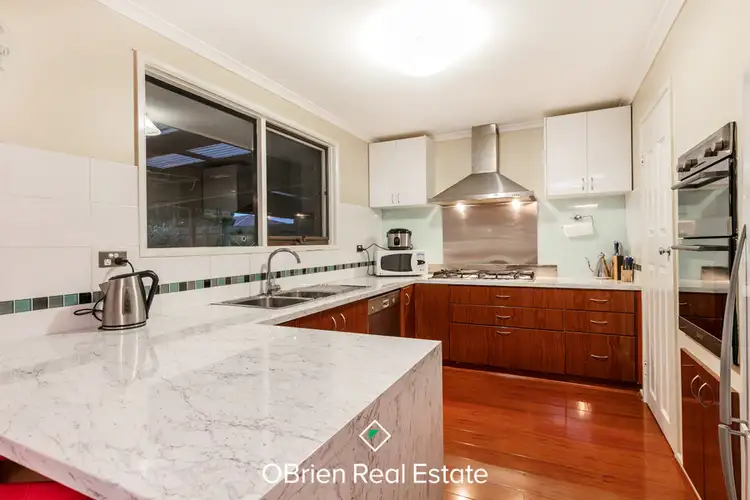 Third view of Homely house listing, 6 Redman Close, Narre Warren VIC 3805