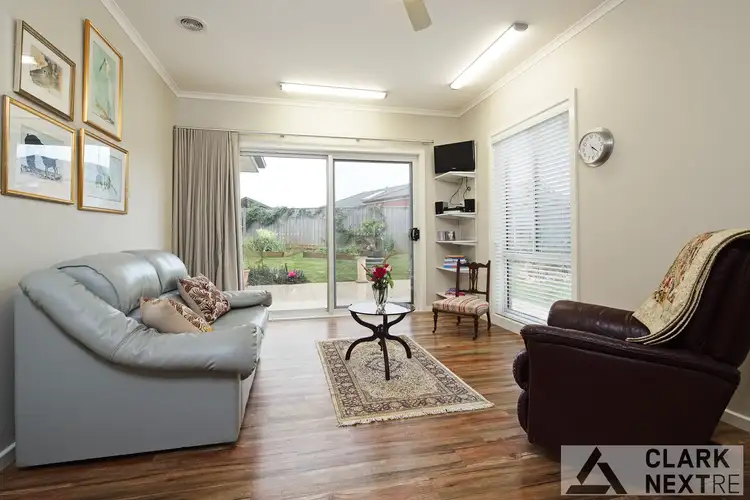 Fifth view of Homely house listing, 2 Heyington Place, Drouin VIC 3818