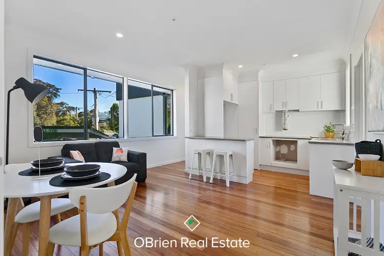 2/3 Friswell Place, Frankston VIC 3199