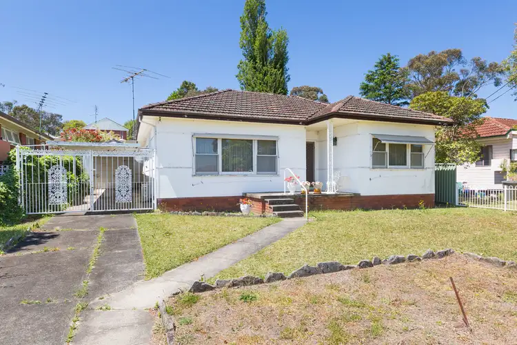 242 Woronora Road, Engadine NSW 2233