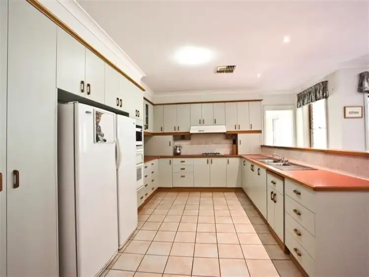 Second view of Homely house listing, 4 Renshaw Drive, Dubbo NSW 2830