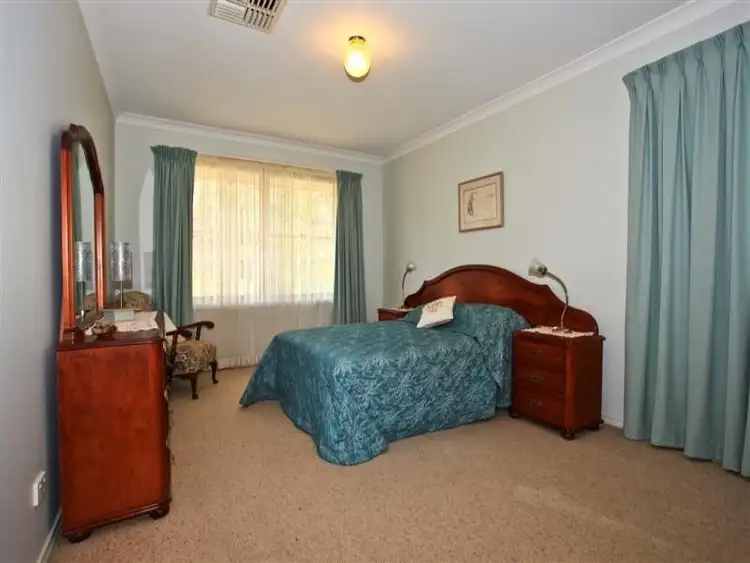 Sixth view of Homely house listing, 4 Renshaw Drive, Dubbo NSW 2830