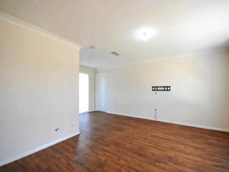 Fifth view of Homely house listing, 5 Daffodil Court, Dubbo NSW 2830