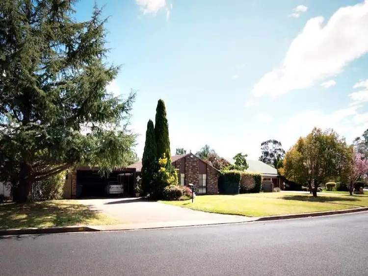 12 Bell Avenue, Dubbo NSW 2830