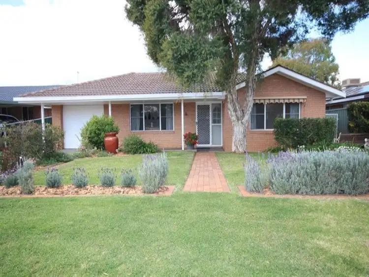 10 Timberi Drive, Dubbo NSW 2830
