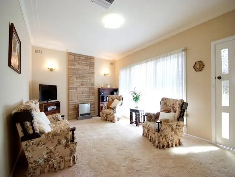 Third view of Homely house listing, 28 Caroline Street, Dubbo NSW 2830