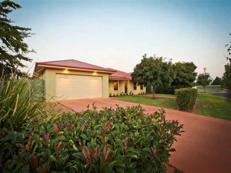 Main view of Homely house listing, 4 Avalon Place, Dubbo NSW 2830