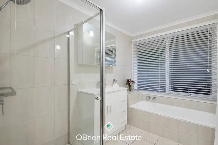 Fifth view of Homely house listing, 59 Charles Green Avenue, Endeavour Hills VIC 3802