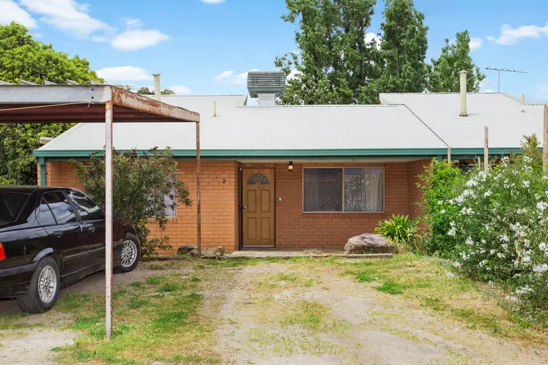 Main view of Homely townhouse listing, 2/27 Mullins Road, Wodonga VIC 3690