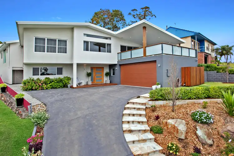 13 Yule Road, Merewether NSW 2291
