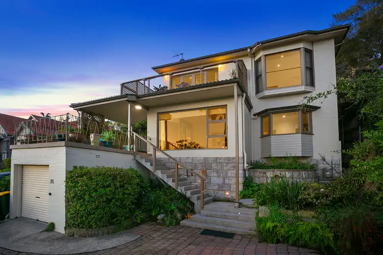 25 Upper Cliff Avenue, Northbridge NSW 2063