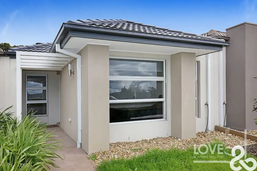 Main view of Homely house listing, 33 Numurkah Common, Epping VIC 3076
