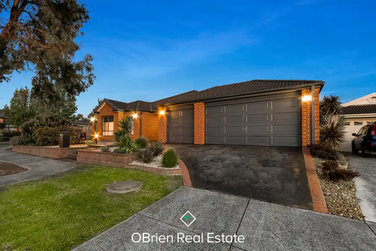 10 Cashmere Crescent, Berwick VIC 3806