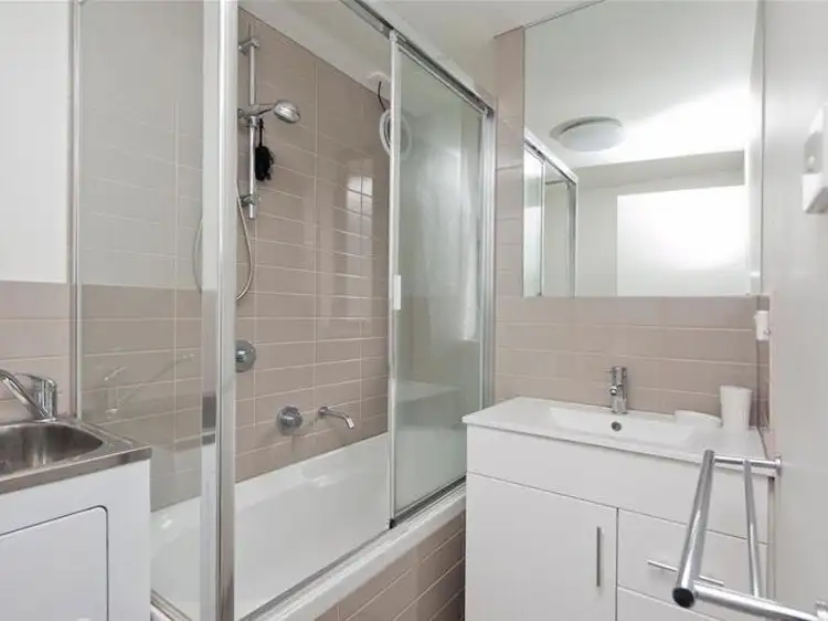 Sixth view of Homely apartment listing, 2/39 Scott Street, Dandenong VIC 3175