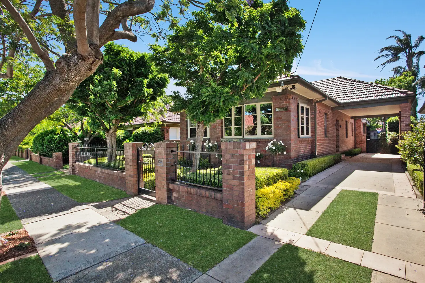 Main view of Homely house listing, 100 National Park Street, Hamilton South NSW 2303