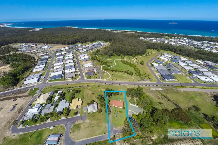 13 Reicks Close, Sapphire Beach NSW 2450
