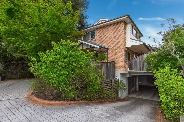 2/89 Jersey Street North, Hornsby NSW 2077