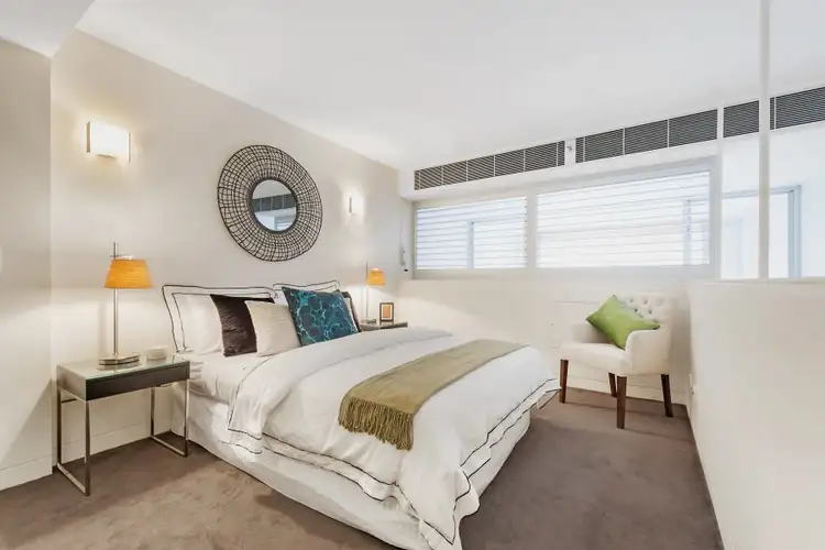 Third view of Homely apartment listing, 809/2 York Street, Sydney NSW 2000
