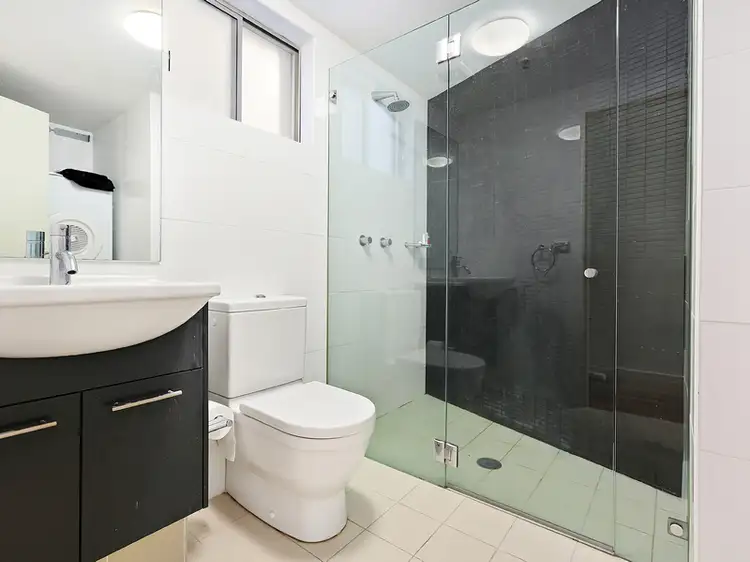 Fifth view of Homely unit listing, 301/34 Oxley Street, St Leonards NSW 2065