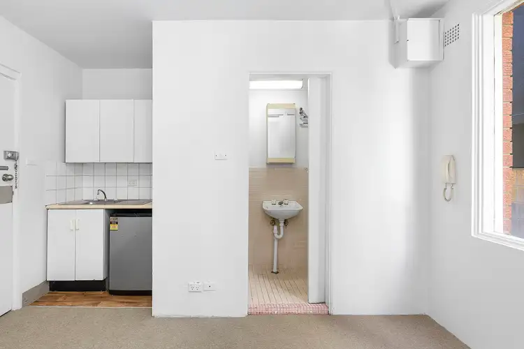 Main view of Homely apartment listing, 10/6 Underwood Street, Paddington NSW 2021