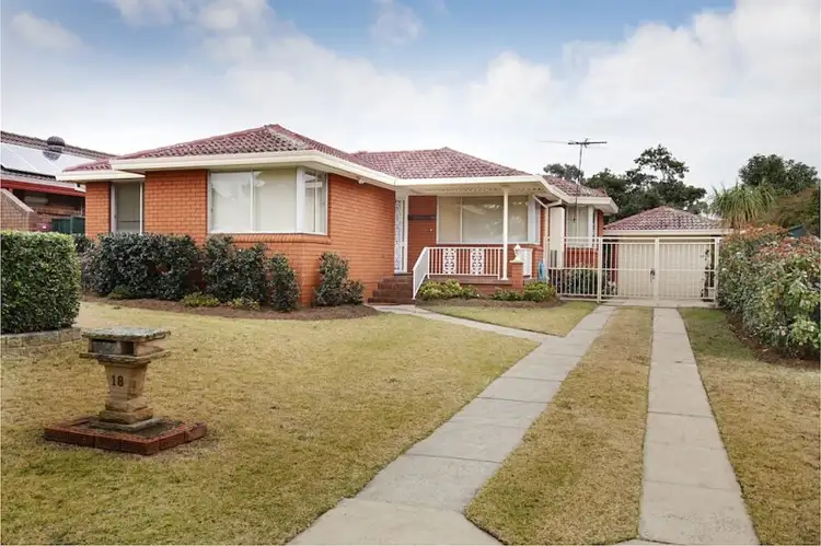 18 Cruikshank Avenue, Elderslie NSW 2570