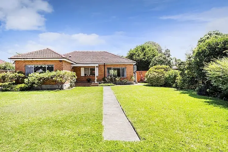 30 Cooloongatta Road, Beverly Hills NSW 2209