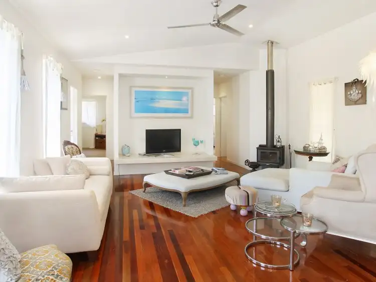 46 Carriage Way, Cooroibah QLD 4565