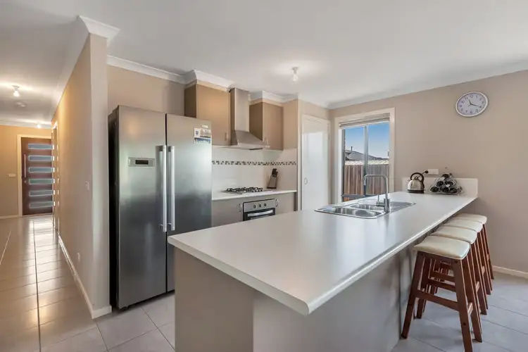 Second view of Homely house listing, 2 Elizabeth Court, Riddells Creek VIC 3431