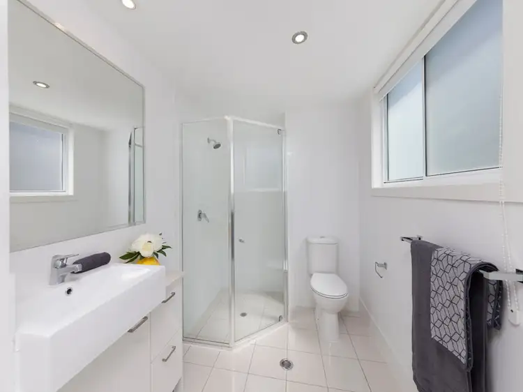 Sixth view of Homely apartment listing, 2/16 Yeronga Street, Yeronga QLD 4104