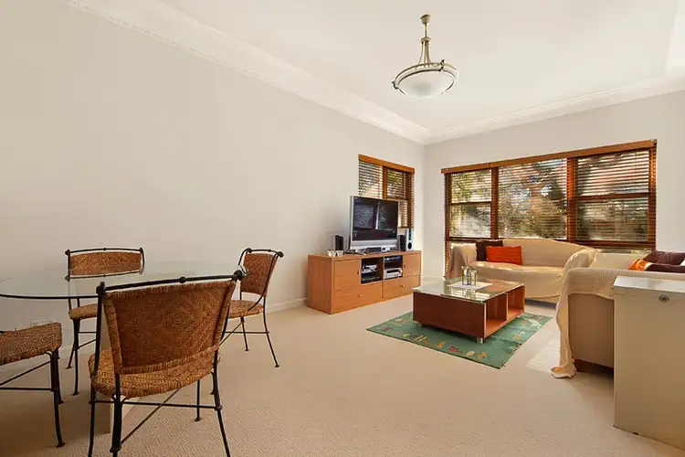 2/145 Griffiths Street, Balgowlah NSW 2093